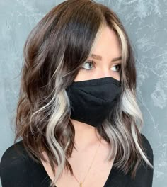 Blond Underneath Brown Hair Peekaboo Highlights, Colorblock Hair Blonde And Brown, Hair Color Ideas Grunge, Money Piece And Underneath Hair, Color Block Hair, White Blonde Hair, Peekaboo Hair, Hair 2024