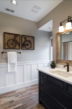 the bathroom is clean and ready to be used as a guest room or family room