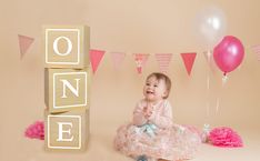 One Boxes Birthday, One Year Old Backdrop First Birthdays, Number One Box With Balloons, Crib First Birthday Pictures, Diy First Birthday Decorations, One Wooden Letters Birthday, Birthday Teddy Bear, Birthday Boxes, Birthday Party Box