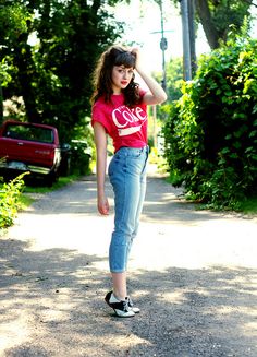 Ain't No One by Chloe Lorena, via Flickr Saddle Shoes Outfit, Rockabilly Fashion Outfits, Look Retro, Retro Mode, Rockabilly Fashion, Moda Vintage, Look Vintage, 50s Fashion