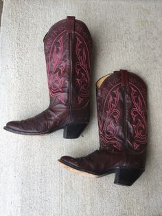 Women's vtg 70's Tony Lama maroon And pink embroidered Leather Cowboy Boots, Sz5. Shipped with USPS Priority Mail. Used, but still in Good vintage condition. Normal wear. See All pictures. X- posted. Vintage Embroidered Boots For Fall, Vintage Embroidered Fall Boots, Pink Embroidered Round Toe Boots, Vintage Cowboy Boots, Tony Lama, Embroidered Leather, Leather Cowboy Boots, Priority Mail, Cowboy Boots