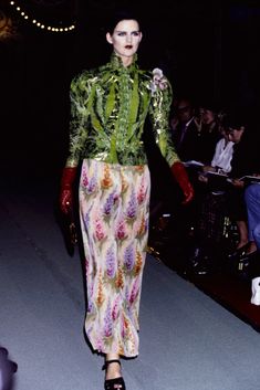 Jean Paul Gaultier Spring 1995 Ready-to-Wear Fashion Show | Vogue Stella Tennant, 1990s Fashion, Fashion History