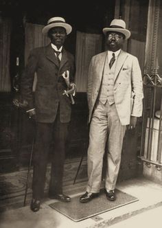 1920s Mens Fashion Gatsby, African American Clothing, British Vs American, Men Standing, 1920s Mens Fashion, Men In Suits, 1920s Men, The Sartorialist, Black Glamour