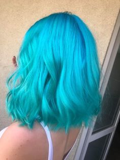 Aqua Hair Color Turquoise, Bright Blue Hair Color, Teal Blue Hair Color, Bright Teal Hair, Short Turquoise Hair, Blue Hair Bright, Blue Turquoise Hair