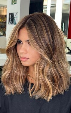 Honey Almond Highlights, Brown Roots Caramel Hair Balayage, Tint Back Hair Formulas, Butterscotch Blonde Highlights, Buttery Blonde Highlights On Brown Hair, Short Caramel Hair With Highlights, Dark Blonde Hair With Lowlights Caramel, Natural Hair Color With Highlights, Fall Hair For Brunettes Balayage