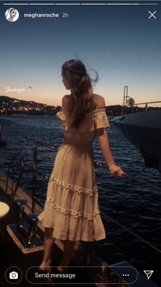 Dainty Feminine Aesthetic, Italian Girl Aesthetic, Summer Wines, Dress Aesthetic, Italian Summer, Jolie Photo, European Summer, Summer Aesthetic, A Dress