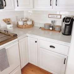 the kitchen counter is clean and ready for us to use