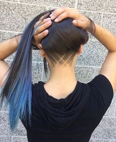 Undercut Hair Designs, Undercut Hairstyles Women, Short Haircuts With Bangs, Undercut Designs, Undercut Long Hair, Shaved Hair Designs, Hot Haircuts, Haircut Designs, Hair Tattoos