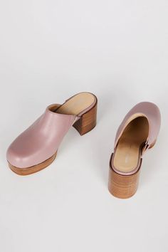 FACTS LEATHER PLATFORM CLOG Intentionally Blank, Slingback Mules, Oxford Platform, Platform Mules, Loafer Mules, Sandals For Sale, Womens Clogs, Heeled Loafers