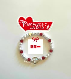 ˗ˏˋ ꒰ 💌 ꒱ ˎˊ˗ ENHYPEN "Romance; Untold" Inspired Elastic beaded bracelet ✿ 2.5 x 2.5 in (bracelet individual packaging) ✿ Elastic is stretchy but please don't attempt to break it </3 ✿ Made big enough to fit over bigger hands! ✿ Free shipping included ✿ Will include freebie Xo <33 Bead And Yarn Bracelet, Bracelet Adjustable Sliding Knot, Enhypen Beads Bracelet, Enhypen Inspired Bracelet, Enhypen Bracelet Ideas, Kpop Bead Bracelets, Enhypen Bracelet, Christmas Beaded Bracelets, Xo Bracelet