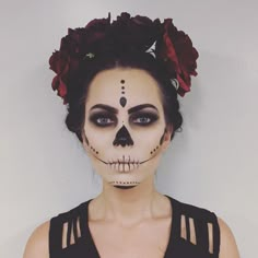 Easy Katrina Makeup, Day Of The Day Makeup, Mexican Day Of The Dead Makeup, Katrina Makeup La Catrina, Easy Catrina Costume, Dia De Los Muertos Costumes For Women Diy, Dead Of The Dead Makeup, Day Of The Dead Womens Costume, Day Of The Dead Halloween Makeup