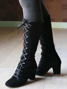 Simple Suede Martin Combat Boots Steampunk Boots, Heels Aesthetic, January Nails, Chunky Heel Boots, Nails Winter, Mid Heel Shoes, Chunky Heels Boots, Nails Fall, Moda Vintage