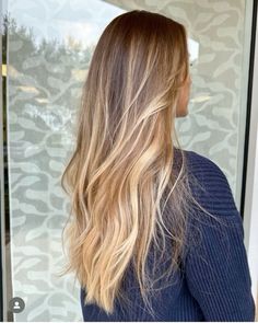 Beach Blonde Hair, Blonde Hair Goals, Beach Blonde, Brunette Hair With Highlights, Dirty Blonde Hair, Honey Blonde Hair, Dark Blonde Hair, Balayage Hair Blonde