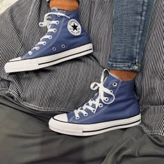 Royal Blue Converse, Blue Converse High Tops, Blue Converse, High Top Converse, Fresh Shoes, Hype Shoes, Shoe Inspo, Aesthetic Shoes