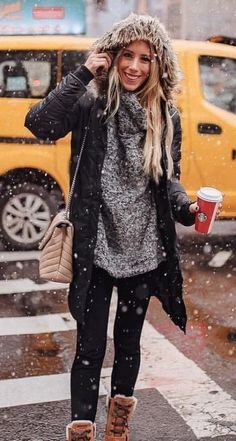 Brown Parka, Parka Outfit, Skiing Trip, Snow Outfits, Boho Mama, Black Pinterest, Casual Chic Spring, Colorado Vacation