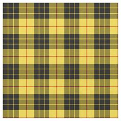 a yellow and black tartan plaid pattern