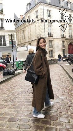 Korean Trench Coat Outfit, Kim Go Eun Style, Winter Outfits Korean, Snow Day Outfit, College Outfits Winter, Korean Fits, Trench Coat Outfit, Kim Go Eun