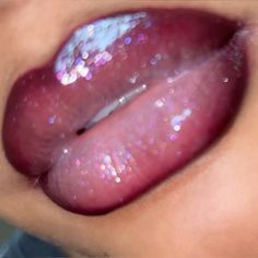 Lip Gloss Combos, Mac Nightmoth, Glossy Lips Makeup, Lip Combos, Makeup For Black Skin, Lip Makeup Tutorial, Brown Skin Makeup, Lip Combo, Dope Makeup