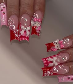 #nailsofinstagram #nailart Pink Nail Valentine's Day, Pink Love Nails, Valentine Days Nail, Exotic Valentines Nails, Valentine Birthday Nails, Valintens Nails, Extra Valentines Nails, Valentine’s Day Nail Sets, Valentine’s Day Nails 2024