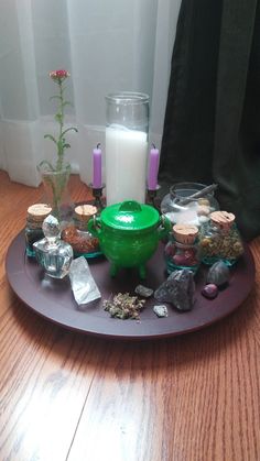 Home altar, meditation, sacred space, relax, pagan Reiki Altar Ideas, Personal Altar Ideas, Spiritual Room, Wiccan Decor