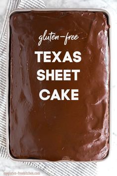 Texas Sheet, Gluten Free Chocolate Cake, Pan Sin Gluten, Easy Gluten Free Desserts, Texas Sheet Cake, Gluten Free Sweet, Gluten Free Desserts Recipes, Moist Chocolate Cake, Gluten Free Sweets