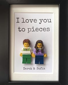 framed lego "couple" with text "I love you to pieces: derek & Sofía" Gifts For Boyfirend, Lego Anniversary Gift, Lego Boyfriend Gift Ideas, Lego Couple Gift, Lego Gifts For Boyfriend, Long Distance Diy Gifts, Gifts For Boyfriend 5 Senses, Diy Gifts For Boyfriend Christmas, Homemade Anniversary Gifts For Him