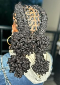 Long Locs Styles Black Women, Woman Loc Styles, Long Loc Styles Women Updo, Rope Twist Locs, 2 Strand Twist Locs Style, Unique Loc Styles, Twist Locs, Dreadlocks Hair Care, Dreadlocks Styles