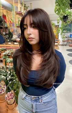 Metamorphosis Manga Saki, Long Hair Layers Face Framing Bangs, Layers And Curtains Bangs, Shaggy Layers With Wispy Bangs, Layer Haircut For Long Hair With Bangs, Long Haircut Bangs Round Face, Layers On Round Face, Long Hair With Face Framing Bangs, Telenovela Hair