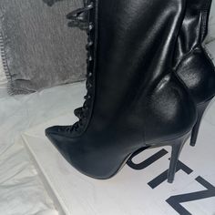 Black Leather New Modern Black Boots For Night Out, Black Leather Sole Boots For Party, Modern Black Boots For Party, Modern Black Party Boots, Leather High-top Boots For Night Out, High-top Leather Boots For Night Out, Elegant Party Heels, Leather High-top Evening Boots, Leather High-top Boots For Evening