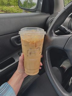 coffee #coffeeaddict #coffeeaesthetic #icedcoffeedrinks #mocha #starbucks #starbucksrecipes Coffee With Condensed Milk, Iced White Chocolate Mocha, Iced White Mocha, Starbucks Rewards, White Chocolate Mocha, How To Order Starbucks, White Mocha, Coffee Shop Aesthetic, Coffee Obsession