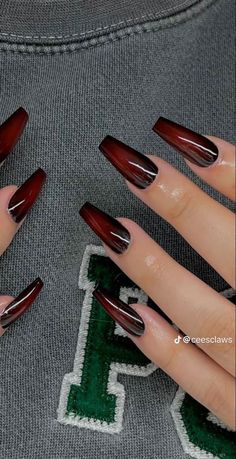 Red Nails Design Ideas Classy, Simple Dark Nails, Nail Inspo Dark, Aura Nail Designs, Louboutin Nails, Red Black Nails, Vampy Nails, Vampire Nails