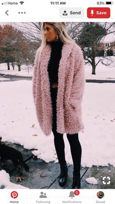 Pink Coat Outfit, Chic Outfits Classy, Looks Jeans, Winter Fashion Coats, Ootd Ideas, Legging Outfits, Pink Coat, Coat Outfits, Mode Inspo