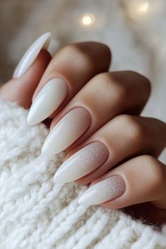 15 Chic Neutral Holiday Nails You’ll Adore Holiday Party Nails, Holiday Nails Glitter, Brown Coats, Sophisticated Nails, Long Almond Nails, Festive Nail Designs, Holiday Nails Winter, Chic Nail Designs