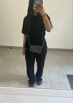 Ootd Cargo Noir, Outfit Jeans Noir, Outfit Cargo Noir, Outfit Full Black, Outfit Noir, Clean Outfit, Zara Style