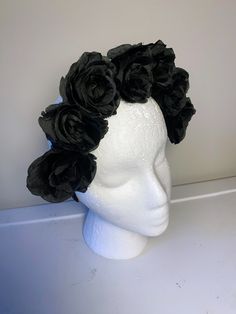 -100% Handmade with love 🖤  -One size fits most -Flower crown will look lovely on you :) Black Rose Flower, Gothic Flowers, Rose Flower Crown, Gothic Rose, Crown Black, Headband Black, Floral Headband, Black Flower, Floral Headbands