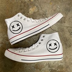 Smiley faces don't have to be boring! Check out this rock and roll style graffiti inspired smiley face on converse high tops. We buy each pair of shoes BRAND NEW. Each pair is made to order, please make sure you put in the correct shoe size before you check out. The ink is permanent and will never come off, fade away, or peel off. Made in the USA. This price includes everything: shoes, artwork, and shipping. Thanks for stopping by our Etsy shop! Please message me with any questions! Because the Converse Shoes Men, Rock And Roll Style, Custom Converse Shoes, Graffiti Spray Paint, Custom Kicks, High Top Converse, Rock N Roll Style, Custom Converse, Converse White