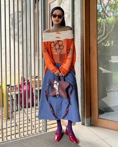 need some popping 🍊 to fight the gloomy weather 🌧️ outfit deetz knit top —— @play_hood fish top —— no brand skirt —— @dickies_indo shoes —— @berlynnshoes bag —— @tellavision.store #orangeoutfit #tangerinedream #tangerineoutfit #colorblocking #layeringclothing #outfitrepeater #popcolor Gloomy Weather Outfit, Gloomy Weather, Orange Outfit, No Brand, Knit Top, Color Blocking, Color Pop, Fish