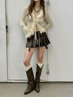 Boot Skirt Outfits, Aw23 Fashion, Pixie Rebels, Streets Of Tokyo, 2000s Japanese Fashion, Pixie Outfit, Looks Pinterest, Dope Fashion, Alternative Outfits