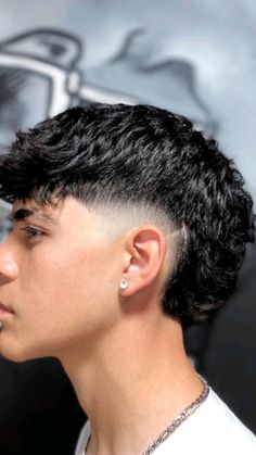 Low Fade Long Hair, Fade With Design, Taper Fade Long Hair, Textured Quiff, Temple Fade, Design Hairstyle, Haircut Oval, Burst Fade Mohawk