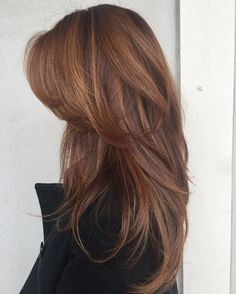 Before you run to the salon begging for a chop, you must see these long hair ideas. We can’t stop you from going short, but you may find a new appreciation for your tresses with these long hairstyles. These long hairstyle ideas have us dreaming of length. #longhair #longhairideas #haircuts #extralonghair #beauty #southernliving Hair Inspo Color, 가을 패션, Brunette Hair, Aesthetic Hair