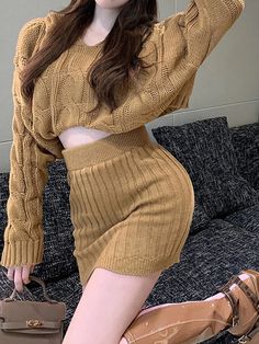 40616416477270 Office Woman Outfits, Skirt Sets For Women, Ribbed Skirt, Work Dresses For Women, Middle Age Fashion, Comfortable Sweater, Full Dress, Knitted Hood, Bodycon Skirt