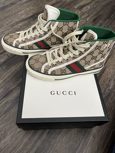 US Size 4 / EU Size 34 Lightly used (used only 2x Still like new comes with original box) - Gucci Tennis 1977 High Beige Ebony. Original Box, Athletic Shoes, Tennis, Shoe Accessories, Size 4, Like New, Women Accessories, Gucci, Women Shoes