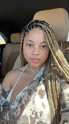 30 613 Knotless Braids, Color 613 Braids, 27 And 613 Braids, Color 613 And 27 Box Braids, Colour 27 Knotless Braids, Color 613 Knotless Braids, Colour 613 And 27 Braids, 613 And 27 Braids, Medium Blonde Knotless Braids