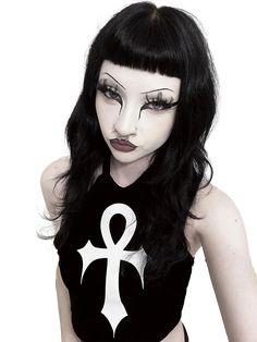 Grunge Rave Outfits, Trad Goth Makeup, Punk Makeup, Pencil Portraits, Alt Makeup, Swag Makeup, Cool Makeup Looks, Dope Makeup, Gothic Makeup