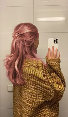 Cool Toned Pastel Hair, Dusty Pink Curly Hair, Blonde And Light Pink Hair, Pink Tinted Hair, Rose Colored Hair, Hairstyles Tutorials Step By Step, Muted Pink Hair, Salmon Pink Hair, Blush Hair Color