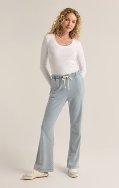 Say hello to your new go-to full-length pant, featuring sleek trouser pockets and a fully functional drawcord waistband for that perfect fit. Made from lightweight knit denim, these pants combine style and comfort effortlessly for any occasion. Z SUPPLY Women's Hunter Knit Denim Pant, Indigo, Medium Maxi Jumpsuit, 2025 Fashion, Knit Denim, Jumpsuit Outfit, Vintage Indigo, Cold Weather Fashion, Midi Maxi Dress, Lightweight Knit, Denim Pant