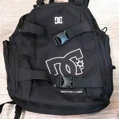 DC Backpack Dc Backpack, Y2k Backpack, Skate Backpack, Dc Skate, Geeky Clothes, Backpack Vintage, College Fits