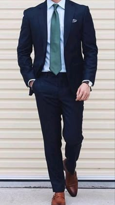 Formal Ties For Men, Mens Dress Suits Ideas, Mens Work Suits, Mens Work Suit, Mens Suit And Tie Combinations, Work Suits Men, Suit Aesthetic, Navy Suits, Blazer Outfits Men