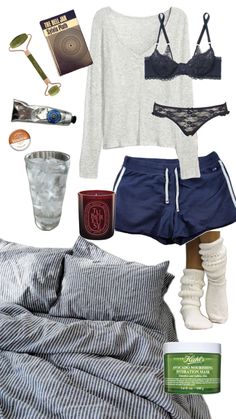 #selfcare #sunday #sundayreset #ootd #bedroom #pjs Sleep Shorts Outfit, Sunday Reset Outfit, Outfit Ideas Sleep, Cozy Pajamas Aesthetic, Lazy Home Outfits, Comfy Clothes Aesthetic, Sweatshorts Outfits, Pjs Outfits, Pj Day