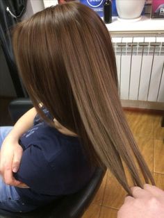 Brown Hair Looks, Brown Hair Inspo, Hairstyles For Layered Hair, Hair Color Light Brown, Light Hair Color, Hair Stylies, Haircuts Straight Hair, Stripe Fabric, Hair Stylist Life